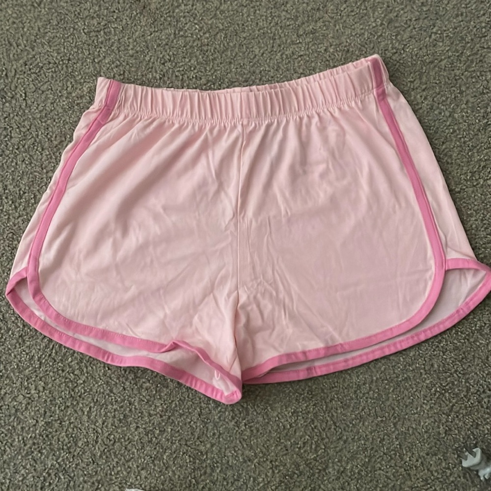 Girl short